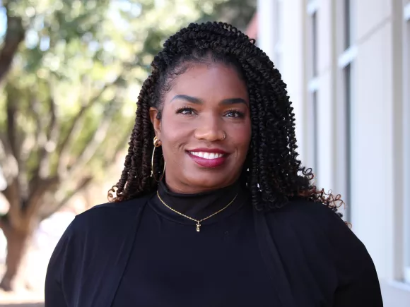 Headshot of Chyvonne Griffin